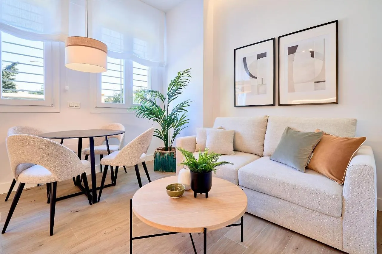 Lofts Parque De Huelin Apartment Malaga 0*,