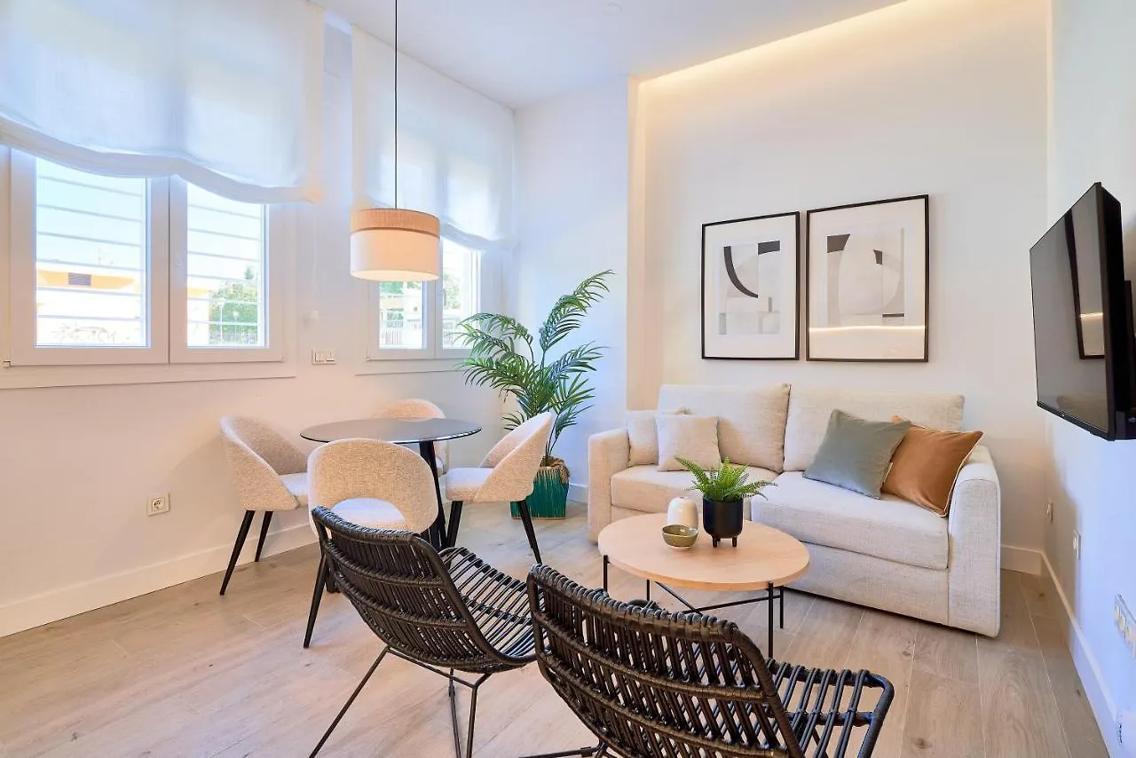 Lofts Parque De Huelin Apartment Malaga