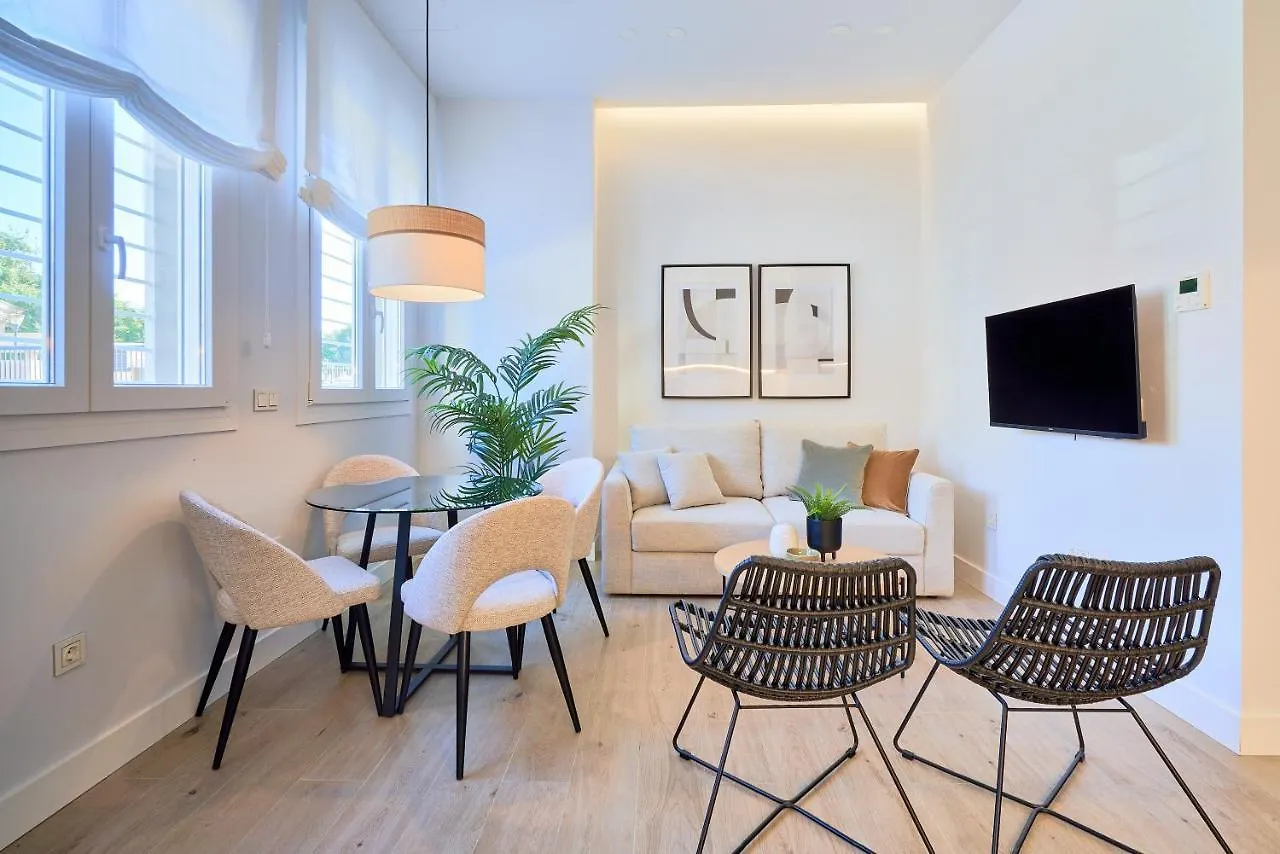 Lofts Parque De Huelin Apartment Malaga