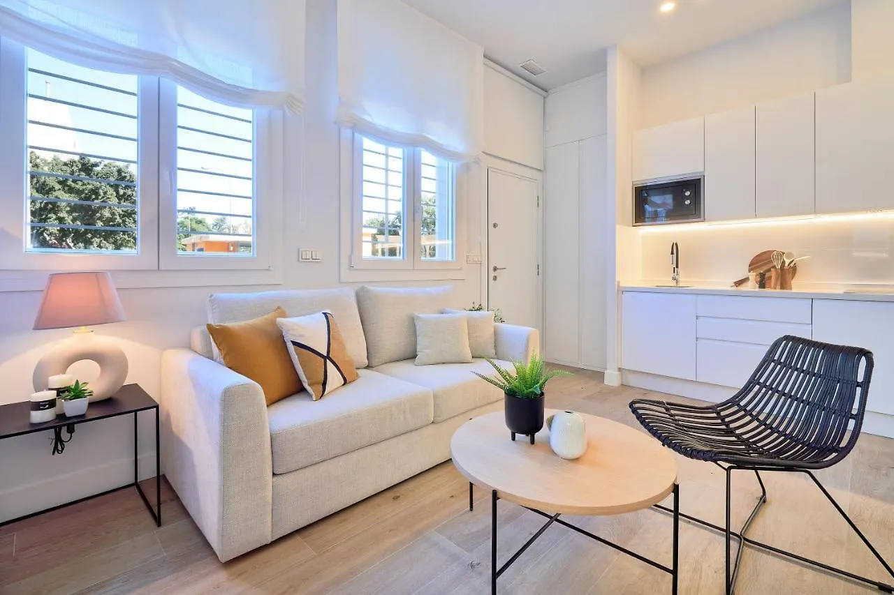 Lofts Parque De Huelin Apartment Malaga