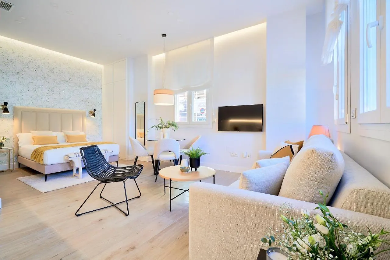 Lofts Parque De Huelin Apartment Malaga Spain